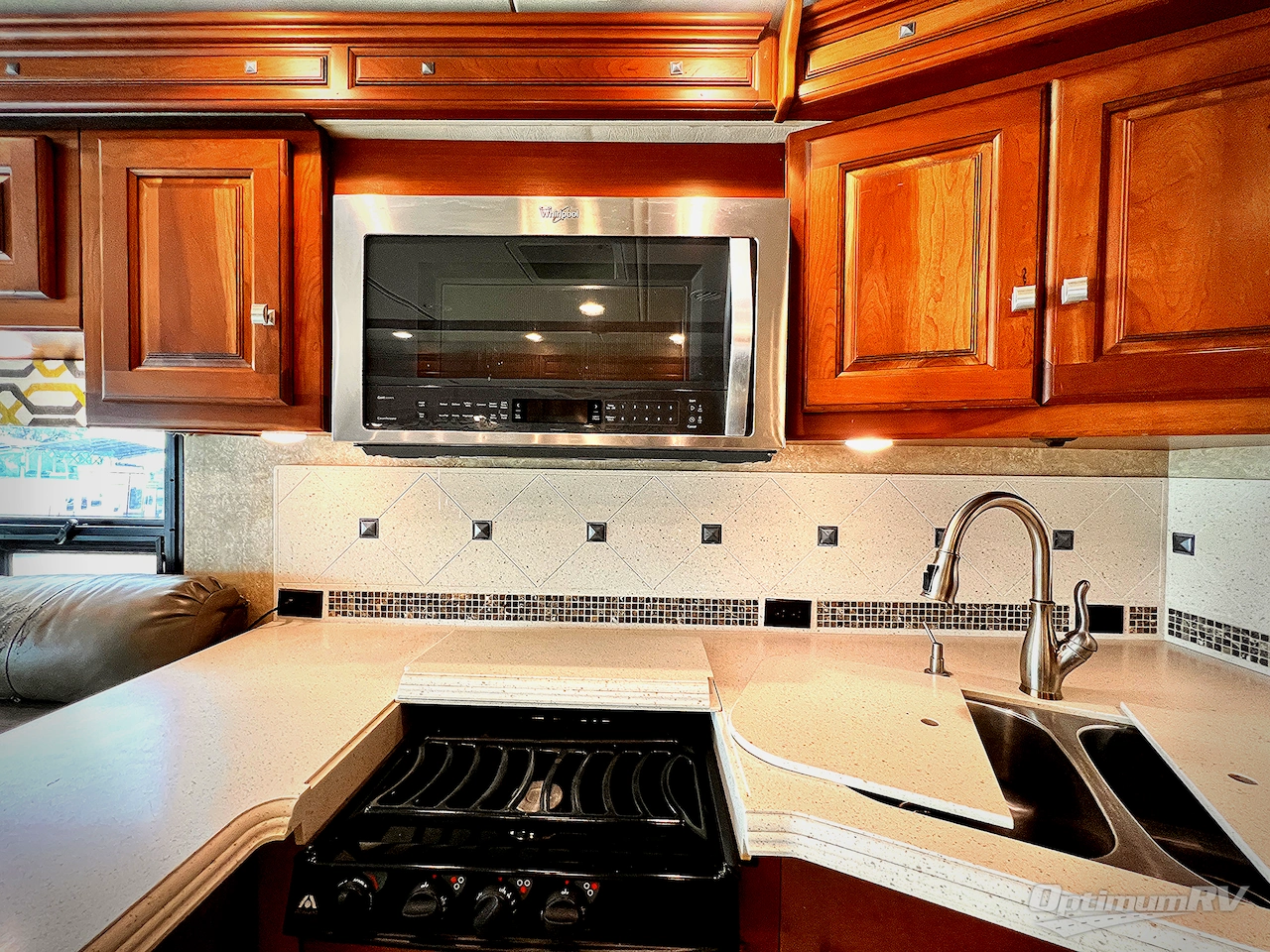 2014 Itasca Meridian 36M Photo 13