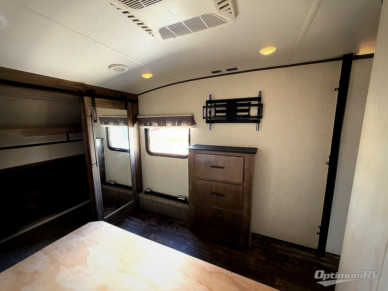 2022 Forest River Sabre 38DBQ Photo 17