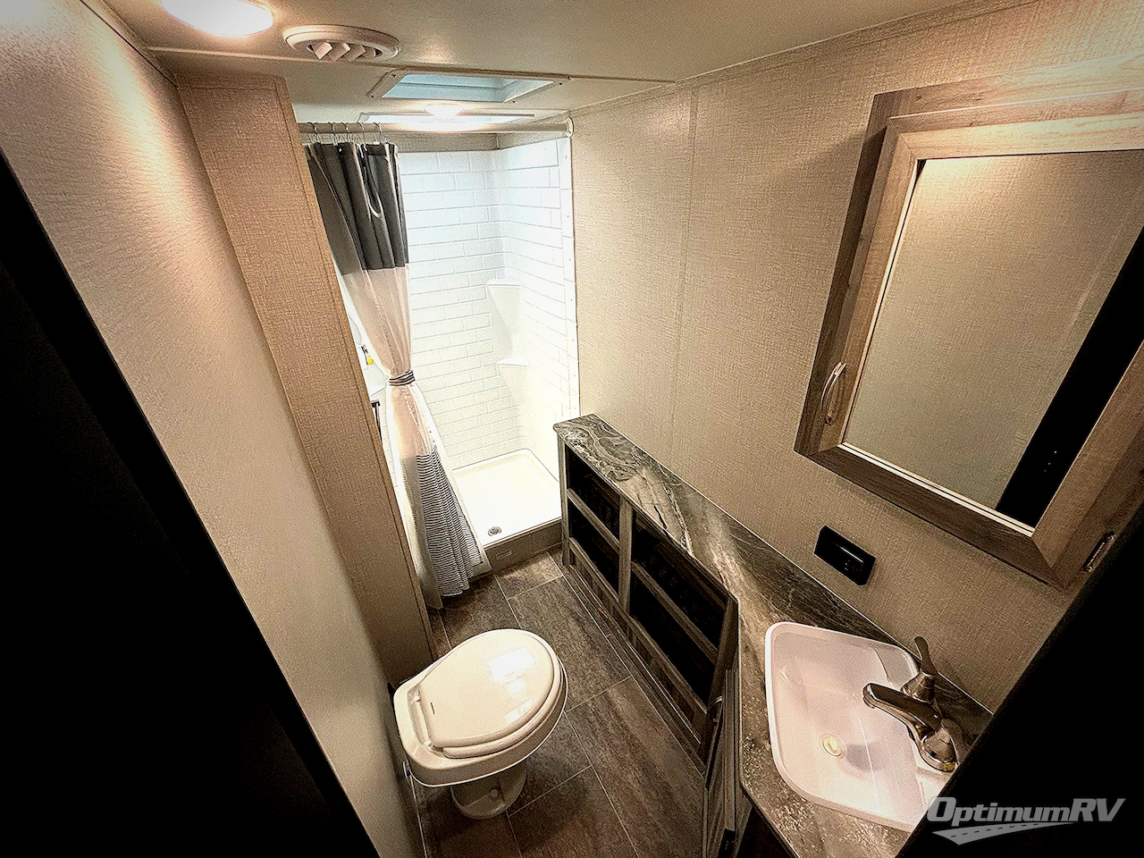 2022 Chinook Dream D290DBS Photo 12