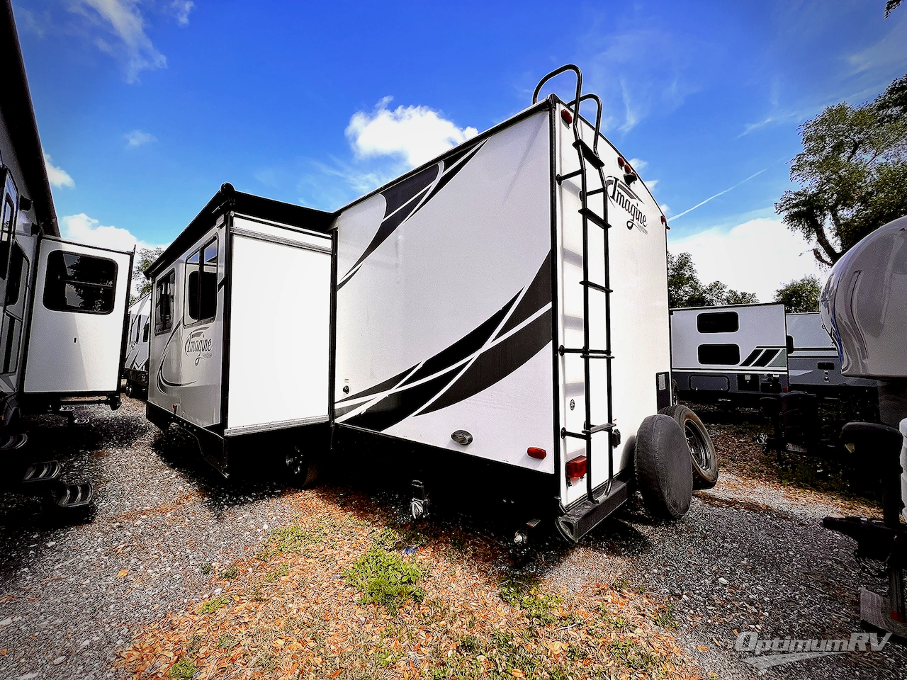 2018 Grand Design Imagine 2800BH Photo 2