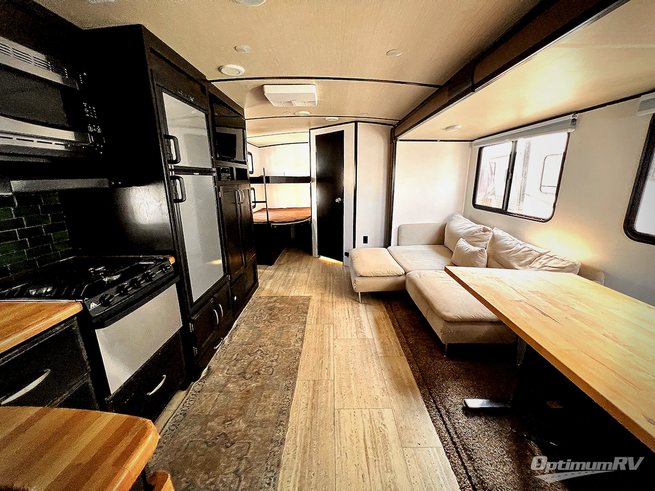 2018 Grand Design Imagine 2800BH Photo 4