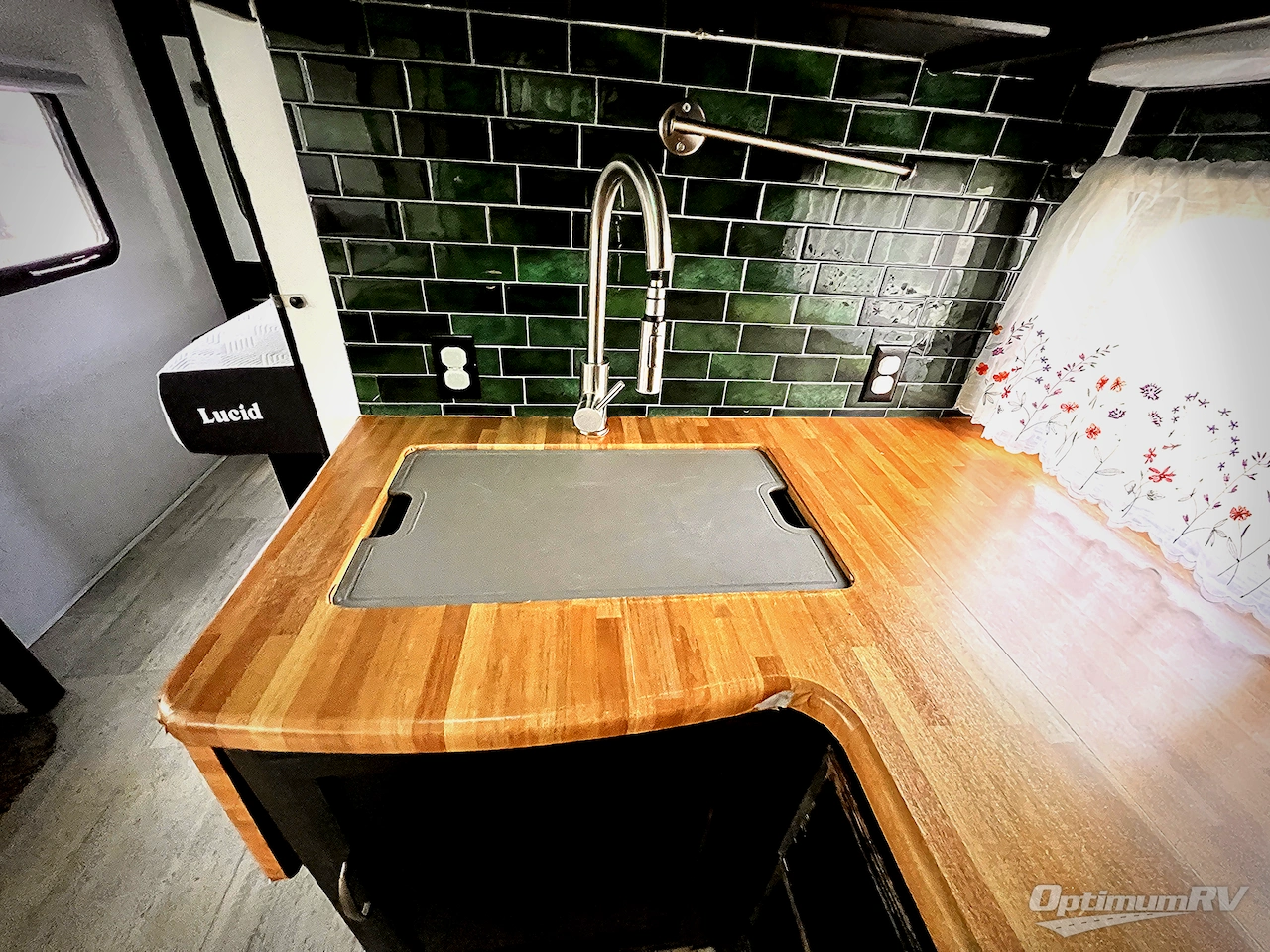 2018 Grand Design Imagine 2800BH Photo 9