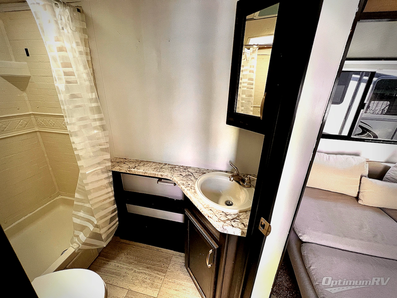 2018 Grand Design Imagine 2800BH Photo 18