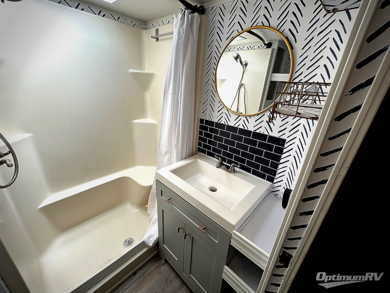 2017 Grand Design Reflection 337RLS Photo 12