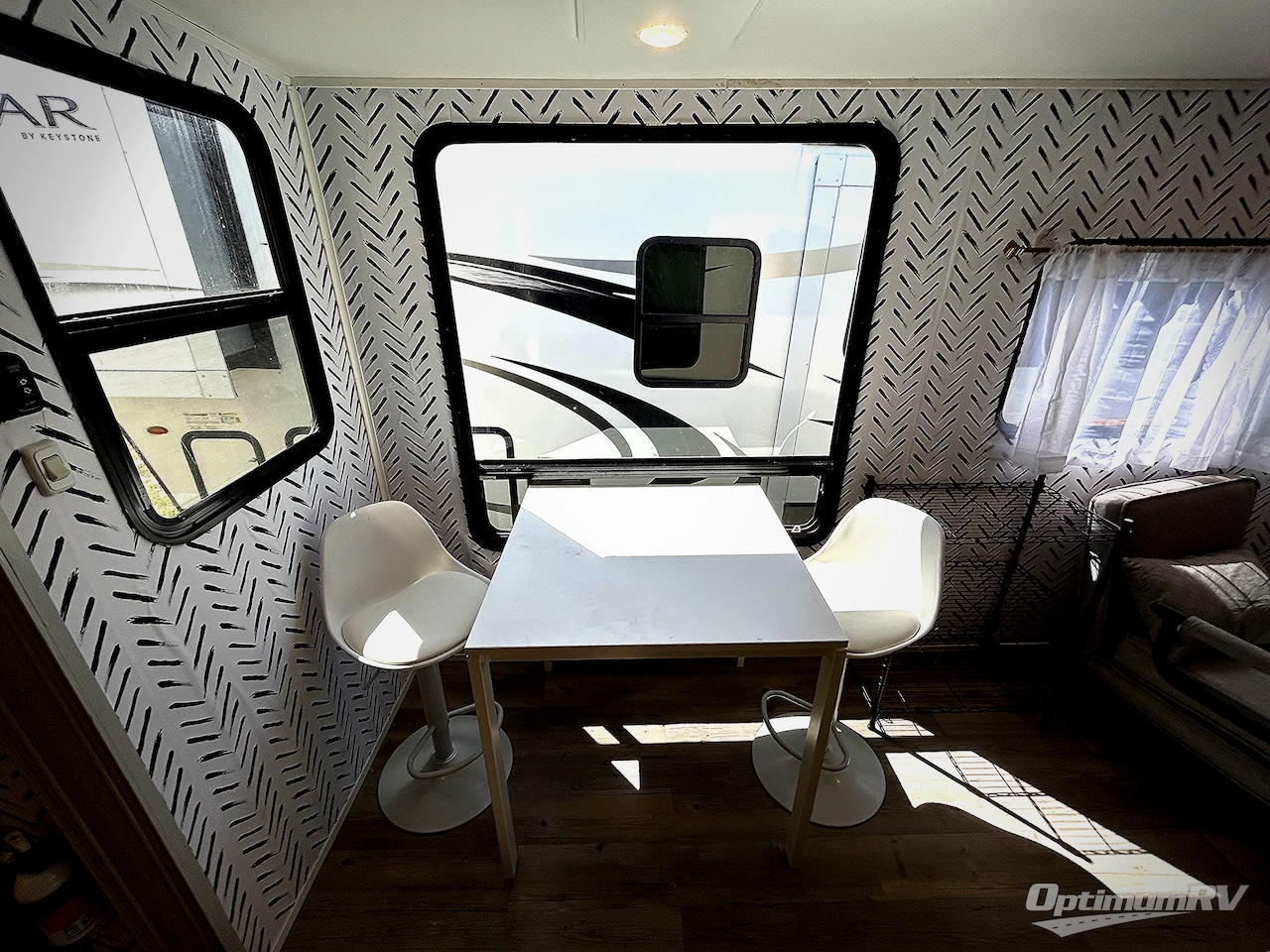 2017 Grand Design Reflection 337RLS Photo 15