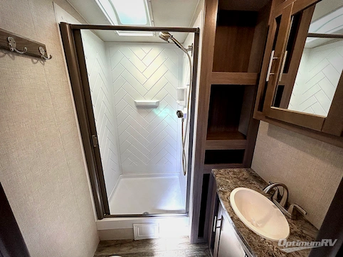 2022 CrossRoads Sunset Trail SS285CK RV Photo 4