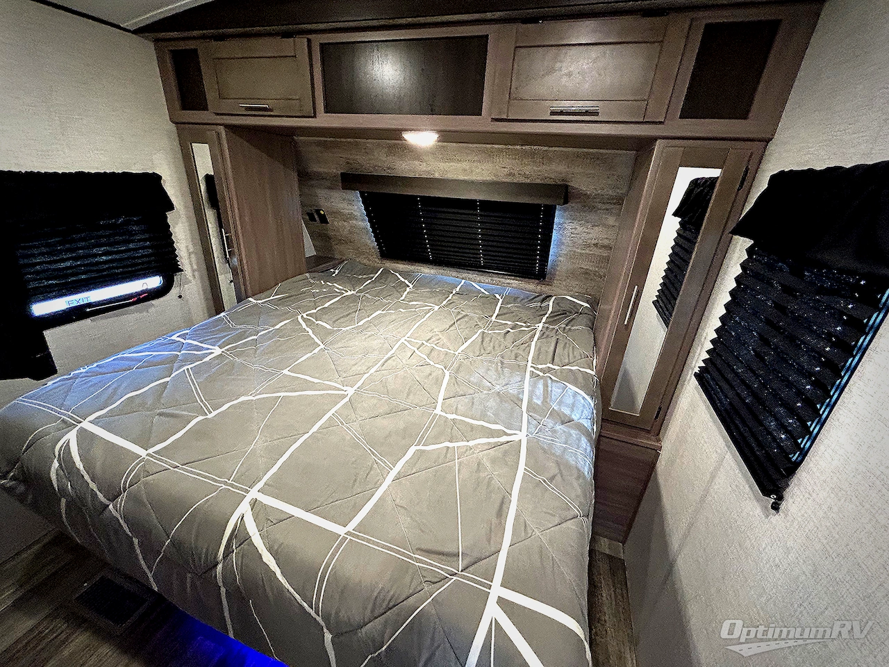 2022 CrossRoads Sunset Trail SS285CK Photo 8