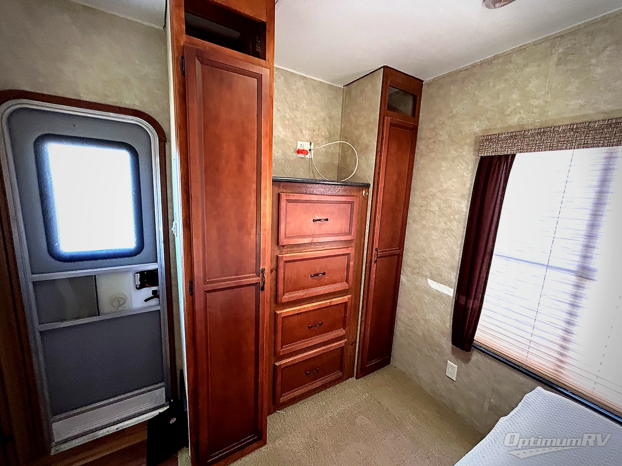 2015 Gulf Stream Conquest 40DEN Photo 15