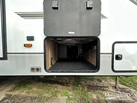 2024 KZ Durango Half-Ton 286BHD RV Photo 3