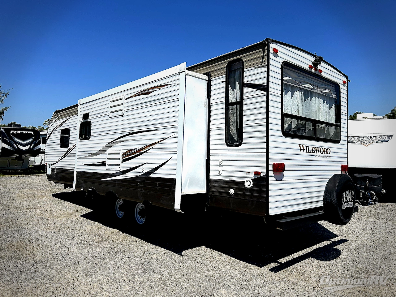 2017 Forest River Wildwood 27REI Photo 3