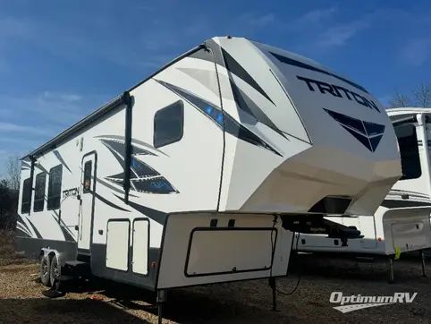 Used 2019 Dutchmen Triton 3351 Featured Photo