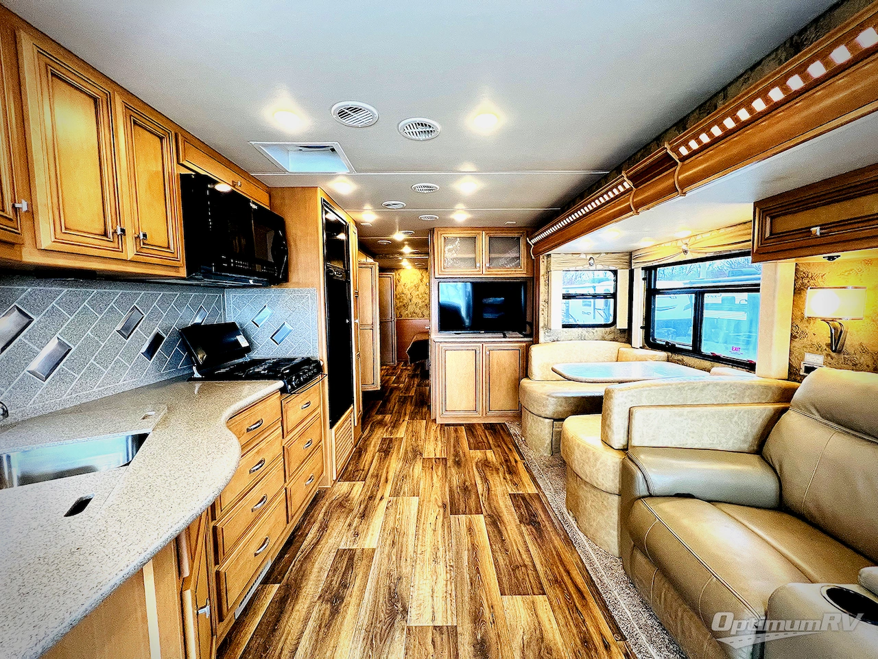 2017 Newmar Bay Star 3306 Photo 3