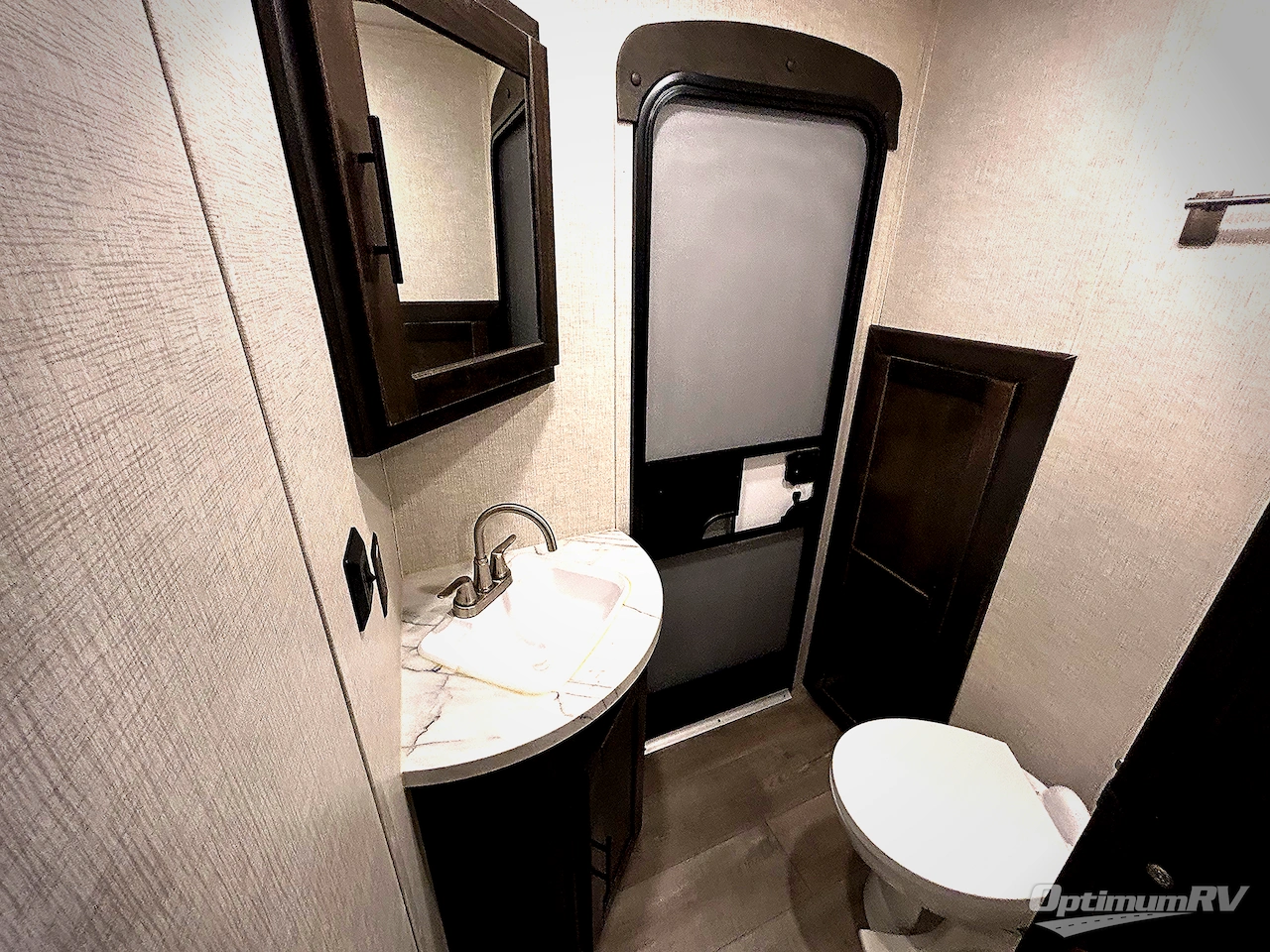 2021 CrossRoads Cruiser Aire CR33BHB Photo 15