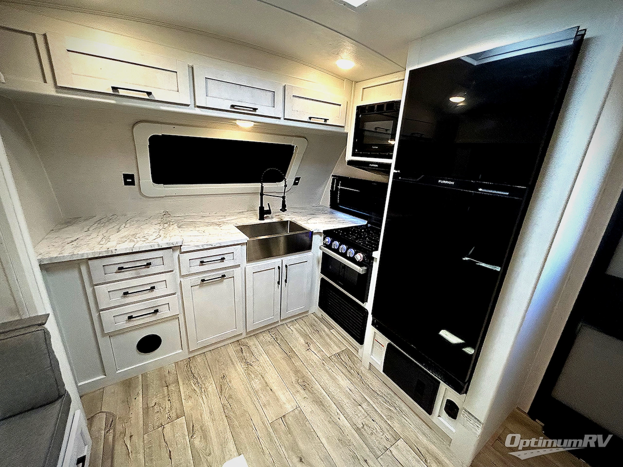 2024 Dutchmen Astoria 2913FK Photo 5