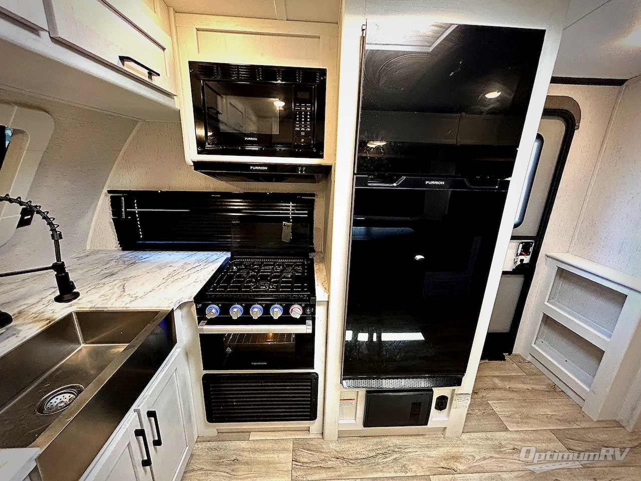 2024 Dutchmen Astoria 2913FK Photo 6