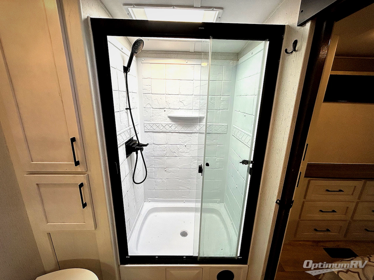 2024 Dutchmen Astoria 2913FK Photo 14