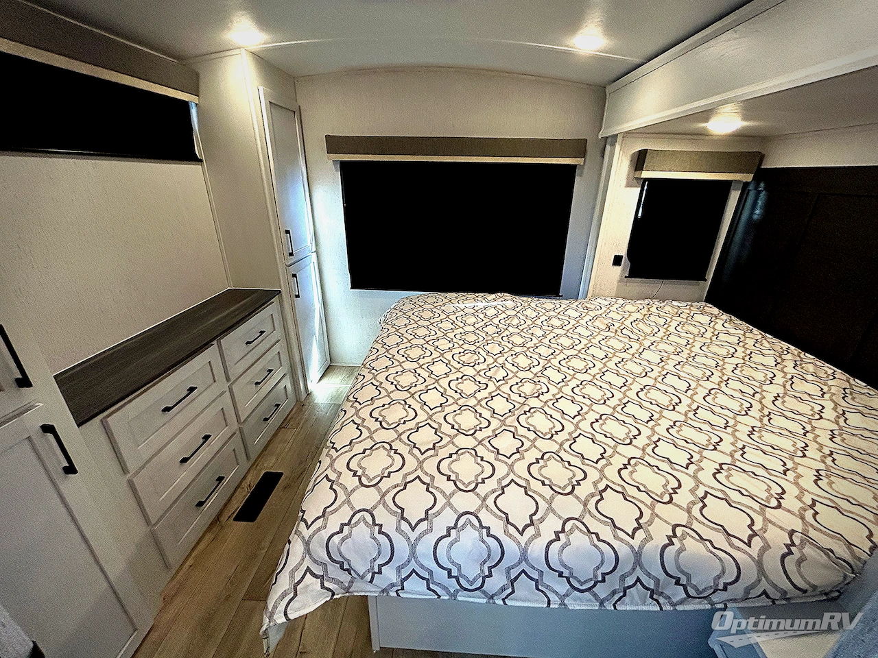 2024 Dutchmen Astoria 2913FK Photo 15