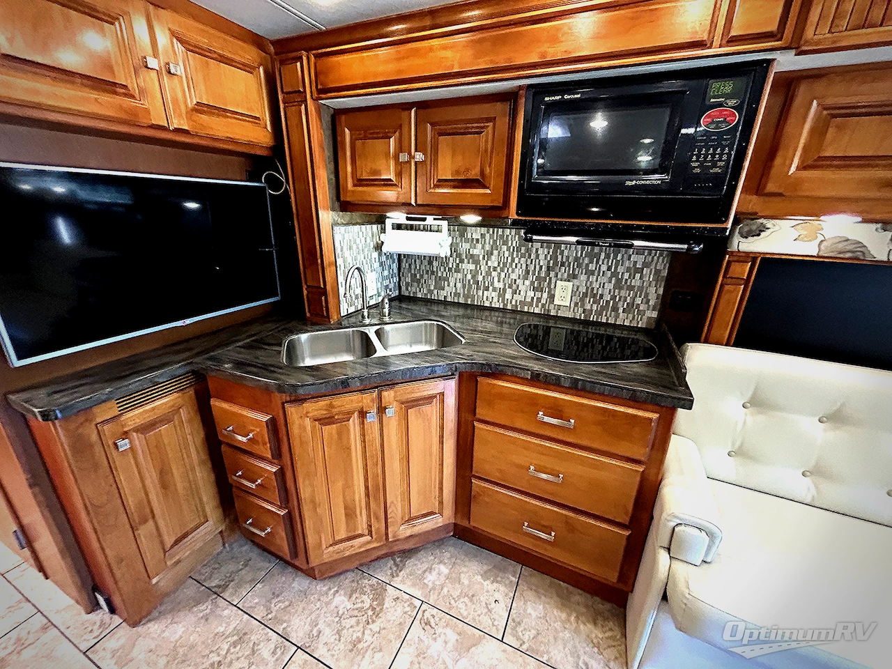 2015 Tiffin Allegro Breeze 32 BR Photo 14