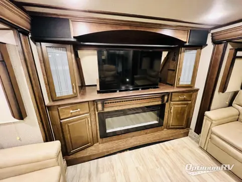 2021 Grand Design Solitude 380FL RV Photo 2