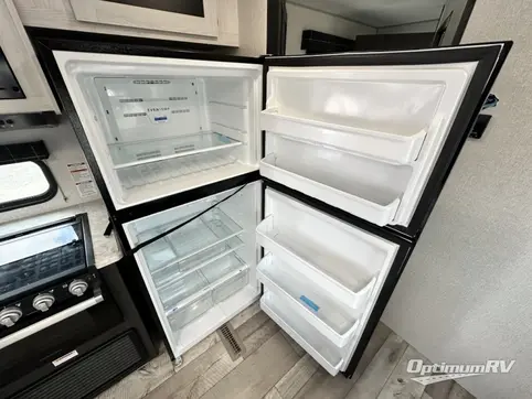 2022 KZ Sportsmen 362DB RV Photo 3