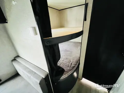 2022 Jayco Jay Flight SLX 8 264BH RV Photo 4