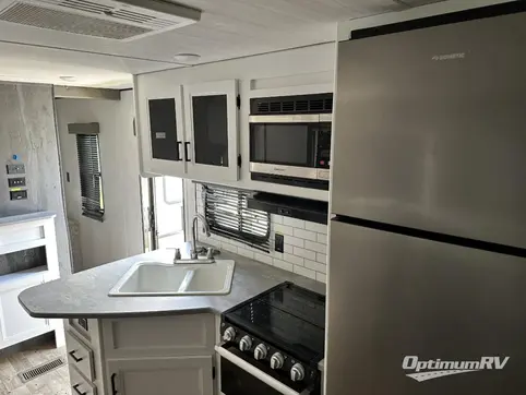 2022 Keystone Hideout 272BH RV Photo 4