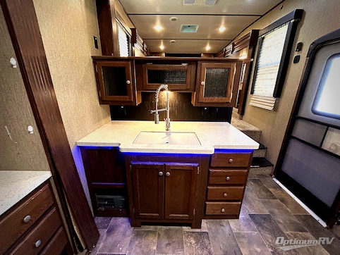 2018 Keystone Sprinter 3341FWFLS RV Photo 3