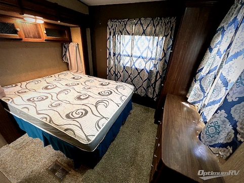 2018 Keystone Sprinter 3341FWFLS RV Photo 4
