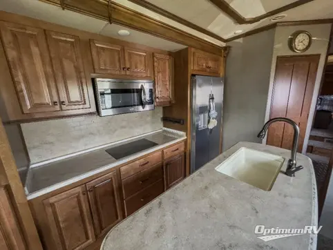 2017 Heartland Landmark Newport RV Photo 3