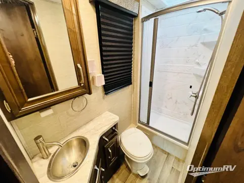 2022 Jayco Melbourne M-24 L SPRINTER RV Photo 4