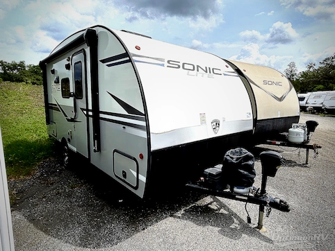 Used 2021 Venture Sonic Lite SL150VRB Featured Photo