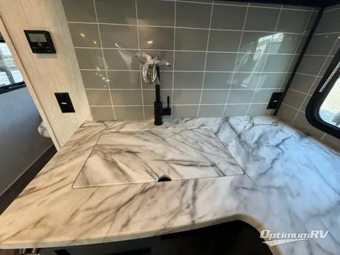 2024 Coachmen Apex Ultra-Lite 265RBSS RV Photo 4