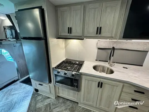 2023 Forest River Sunseeker LE 2550DSLE Ford RV Photo 4