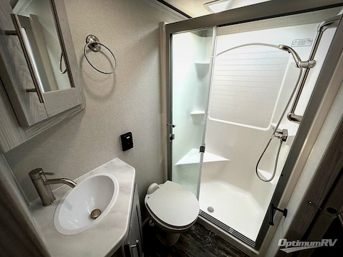 2023 Keystone Fuzion 430 RV Photo 3