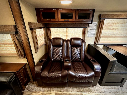 2018 Grand Design Reflection 29RS RV Photo 4