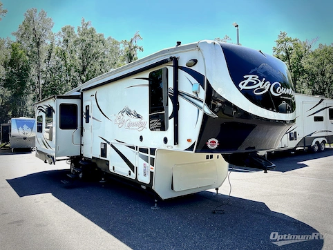 Used 2016 Heartland Big Country 3450TS Featured Photo