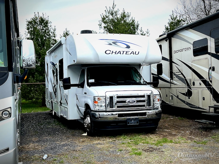 2022 Thor Chateau 28Z RV Photo 1