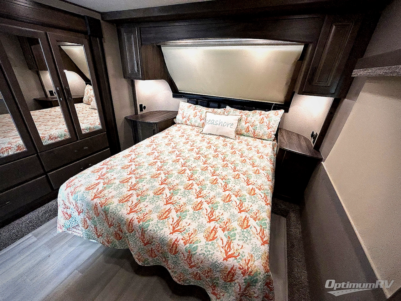 2021 Grand Design Solitude S-Class 2930RL Photo 6