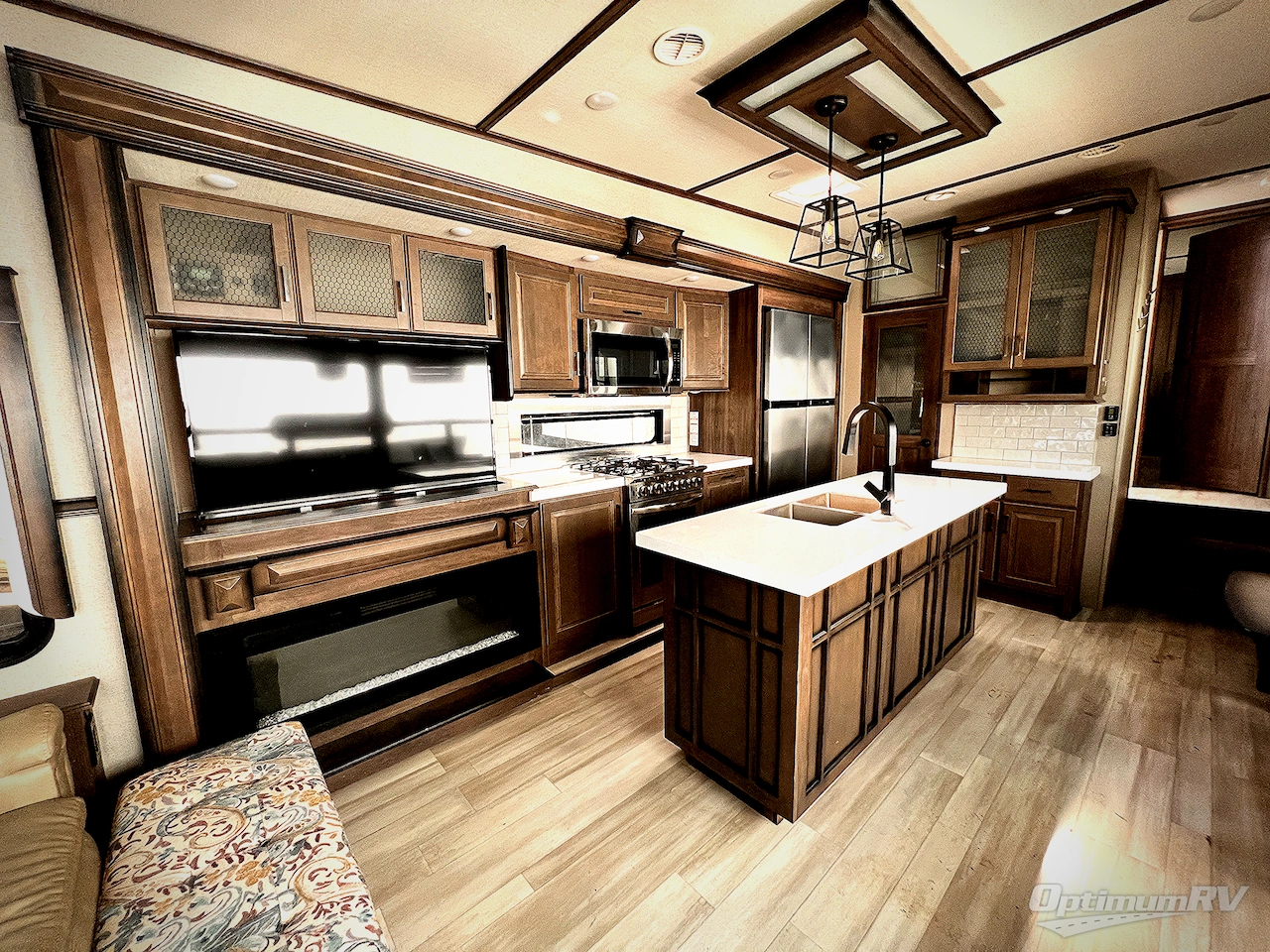 2021 Grand Design Solitude 310GK Photo 11