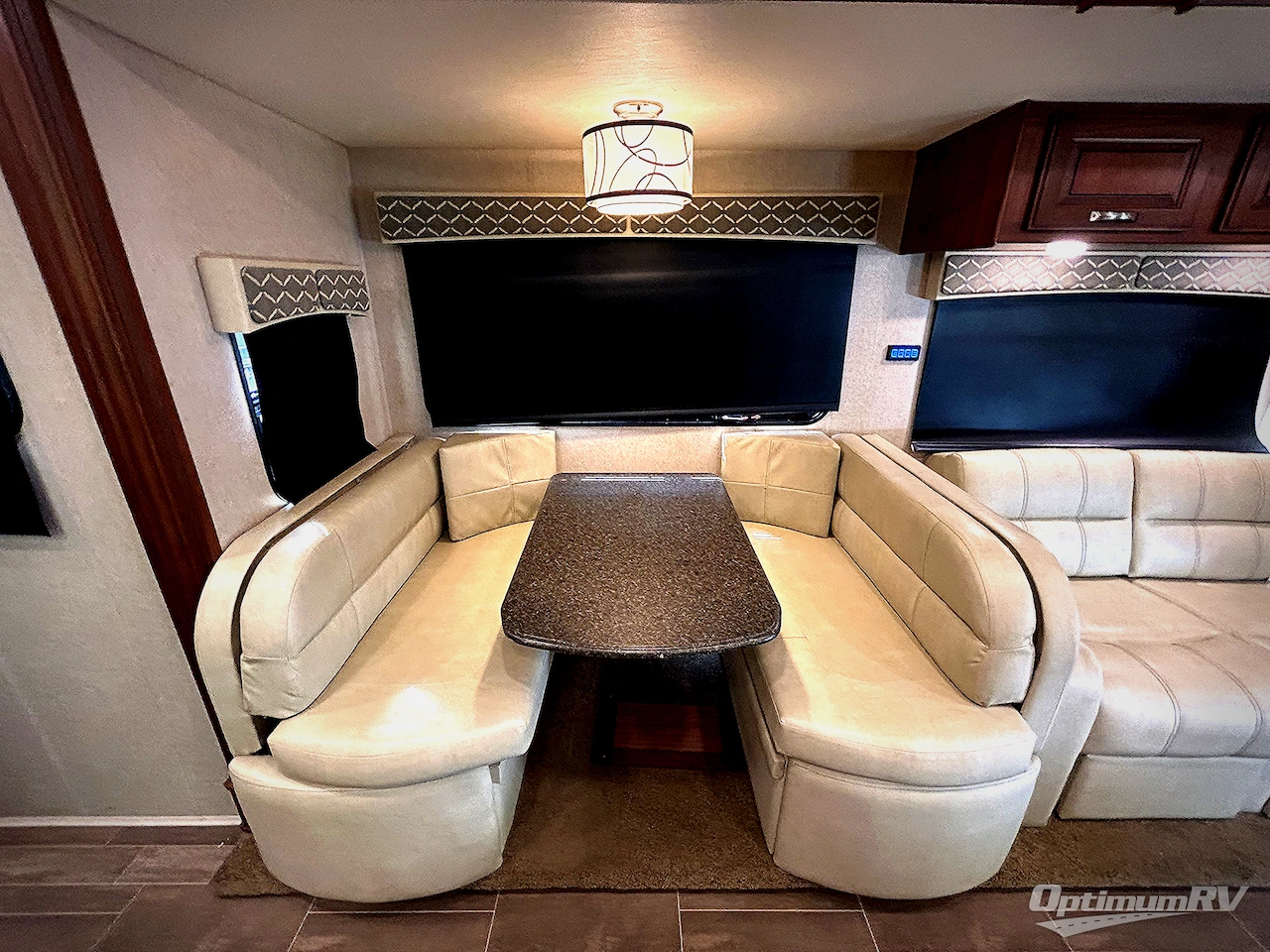 2018 Dynamax Isata 5 36DS Photo 14