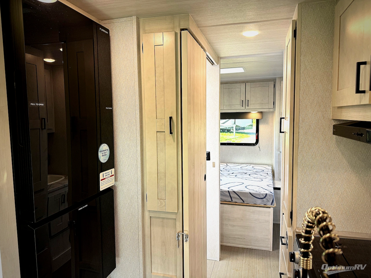 2025 East To West Entrada 2700NS Photo 9