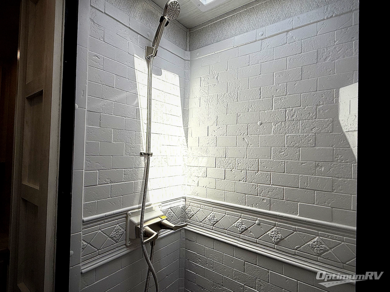 2025 East To West Entrada 2700NS Photo 12