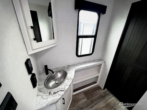 2025 Venture SportTrek ST302VFK RV Photo 4