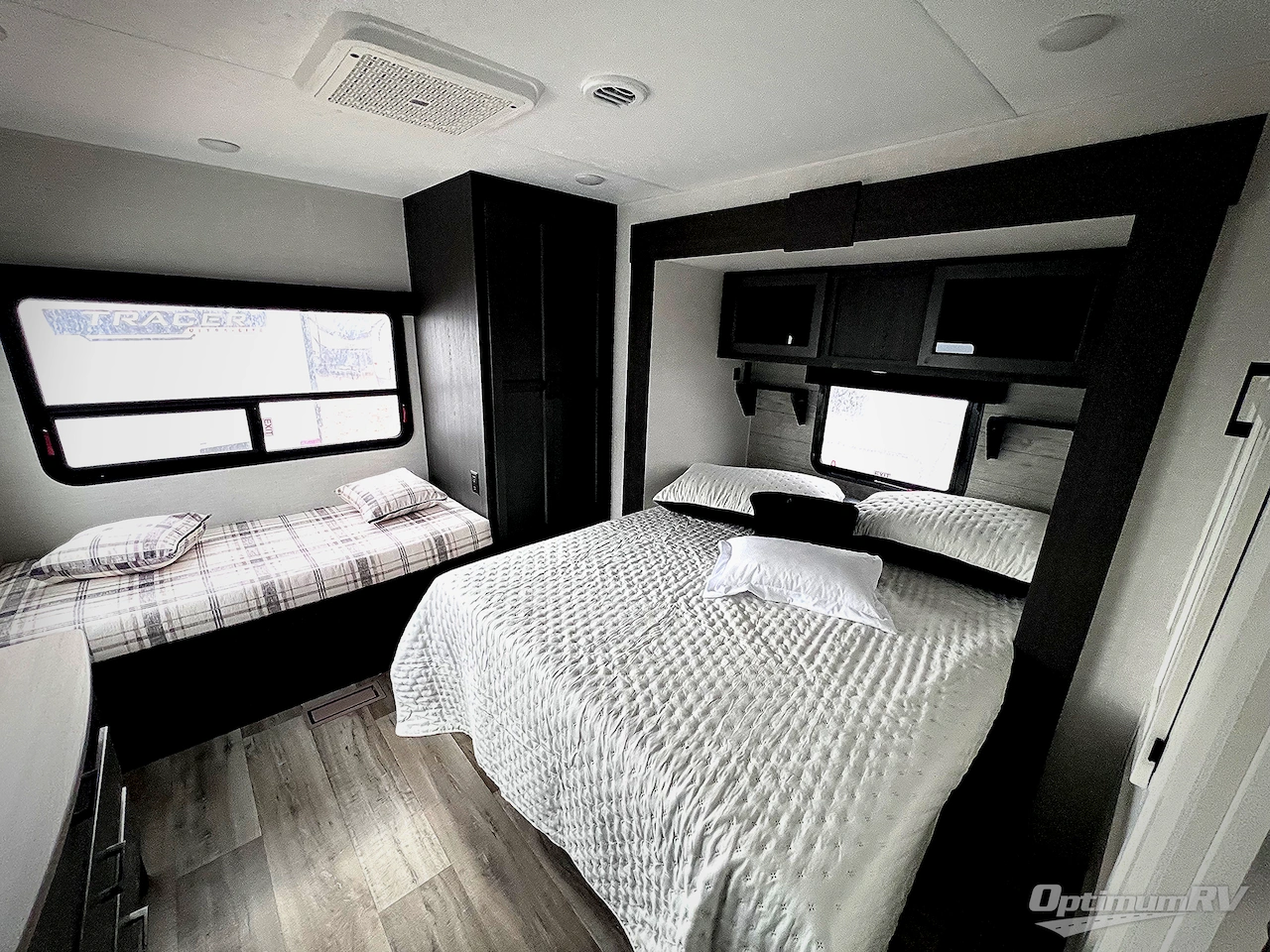 2025 Venture SportTrek ST302VFK Photo 15