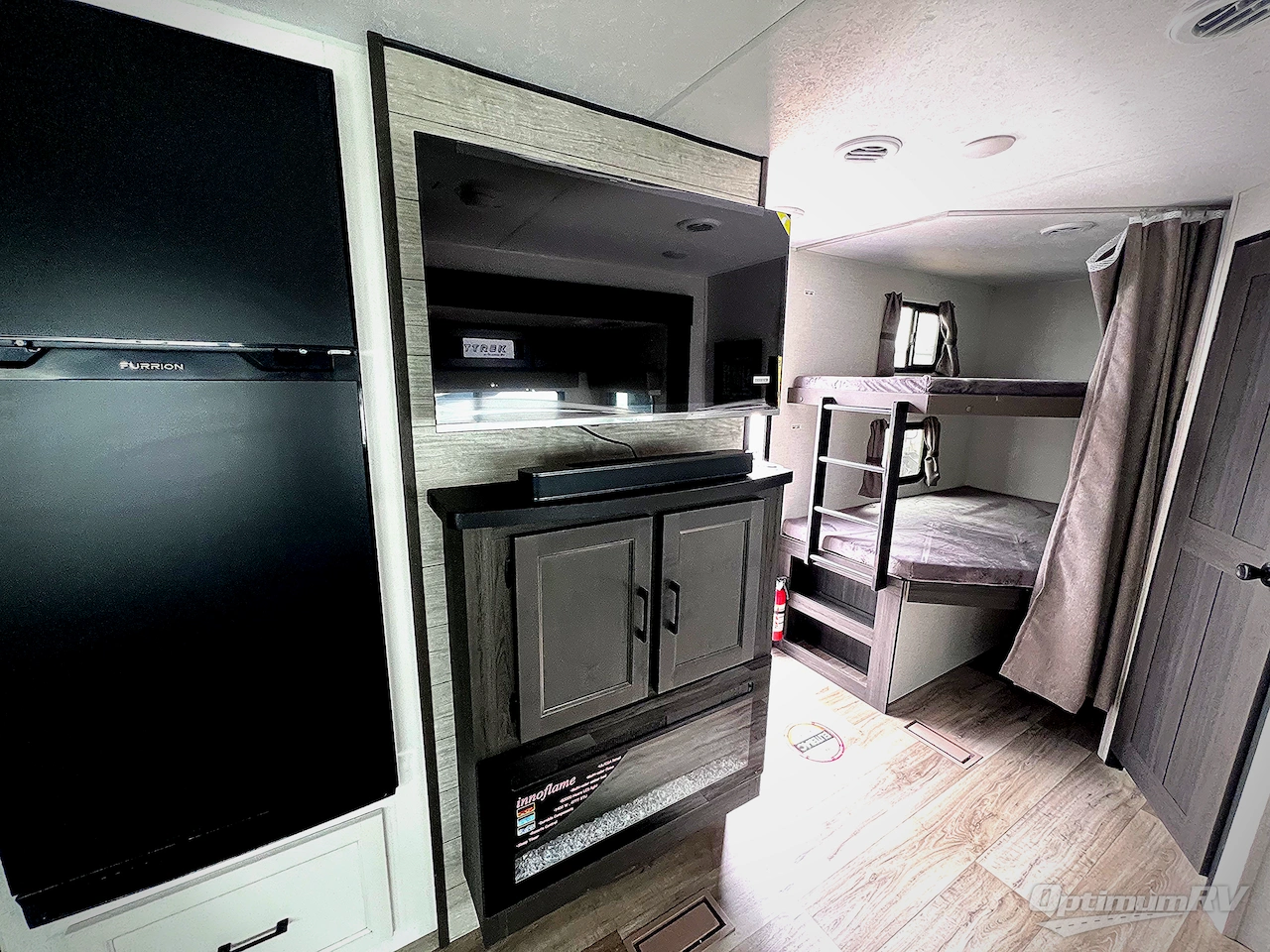 2025 Venture SportTrek ST292VBH Photo 12