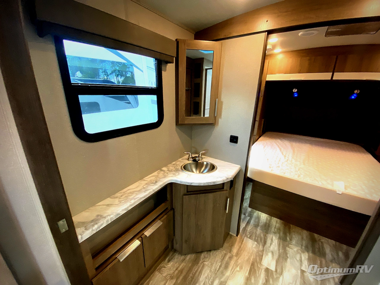 2021 Grand Design Imagine 2500RL Photo 11