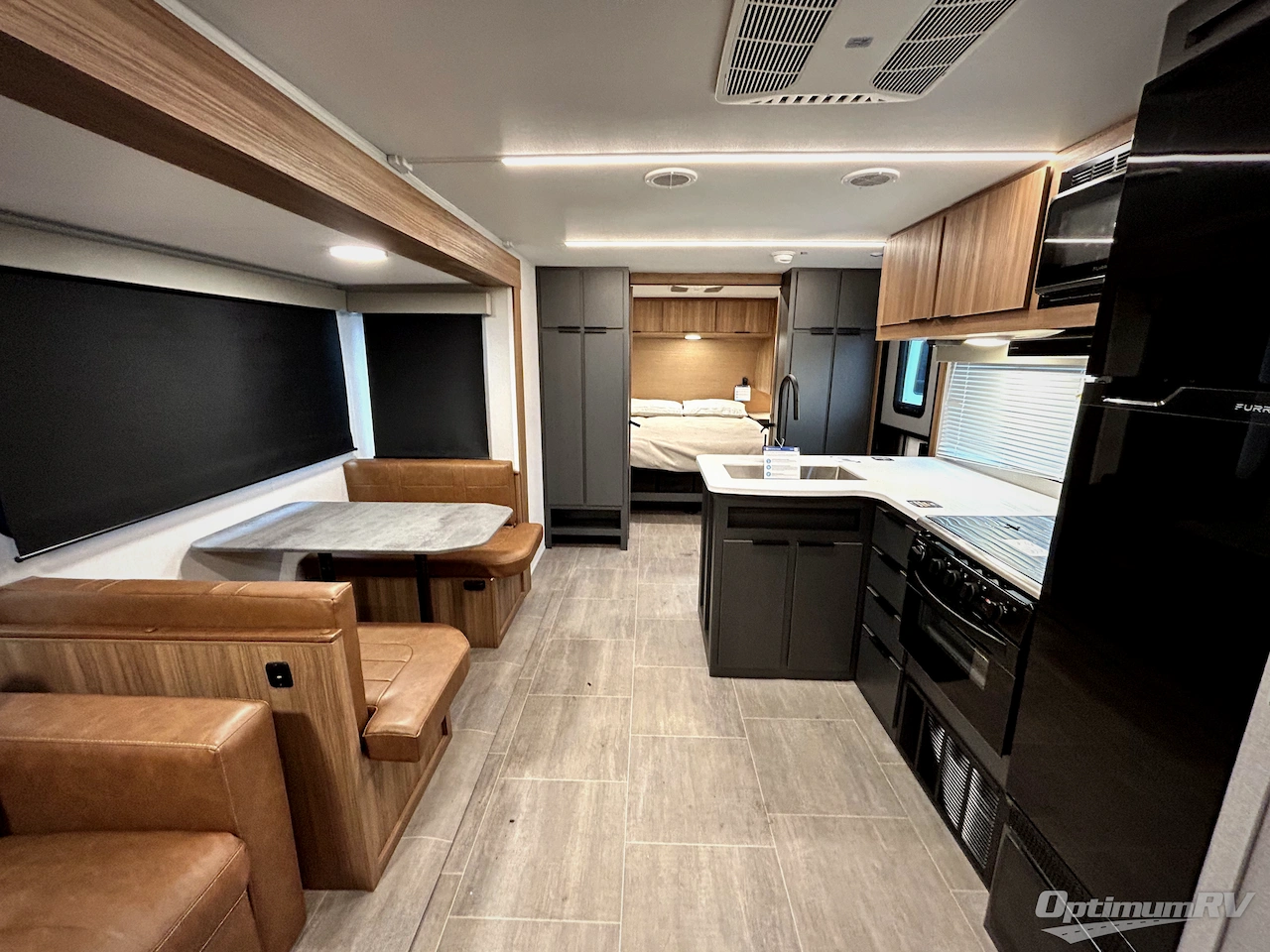 2025 Heartland Corterra 33.3BH Photo 5