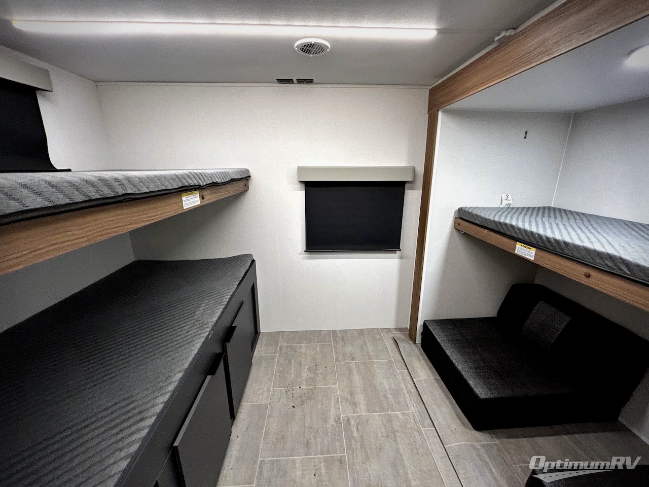 2025 Heartland Corterra 33.3BH Photo 12