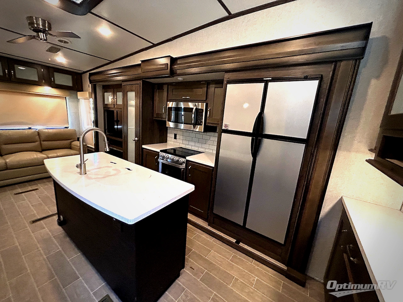 2019 Keystone Montana High Country 331RL Photo 15