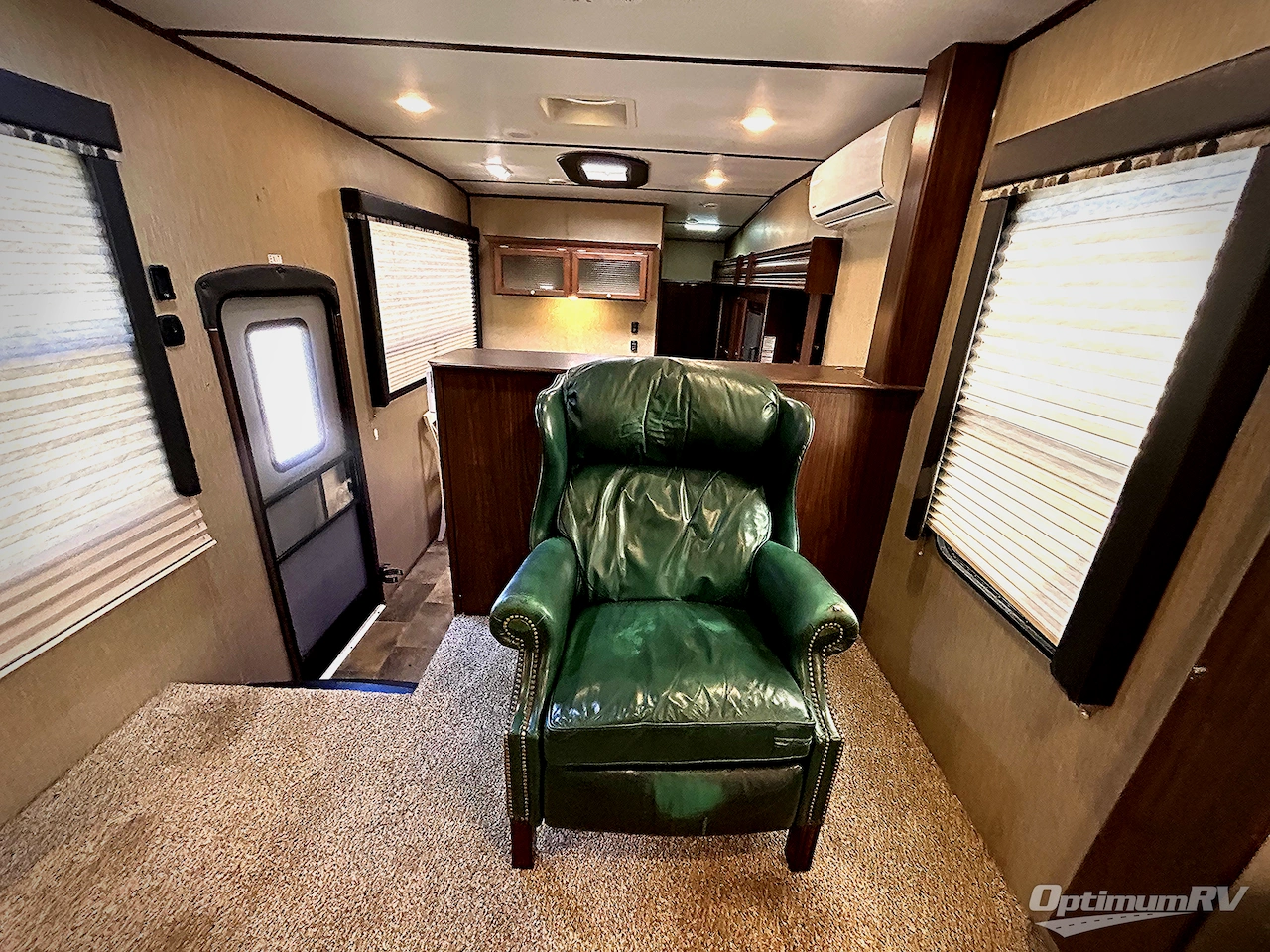 2018 Keystone Sprinter 3341FWFLS Photo 10